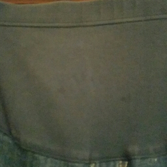 Old Navy Full Panel Flare Maternity jeans - Picture 3 of 7